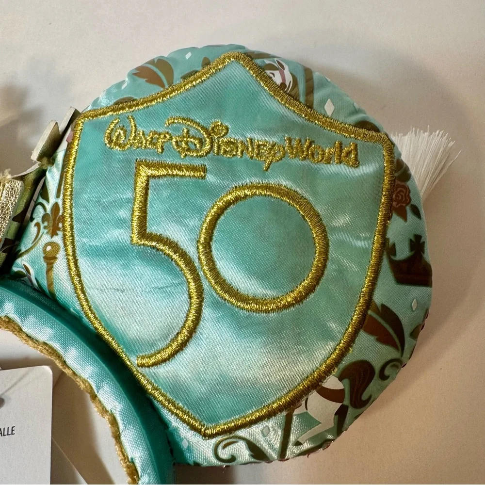 NWT. Carousel ears. Disney Mickey Mouse Ears Prince Charming limited edition - Picture 8 of 12